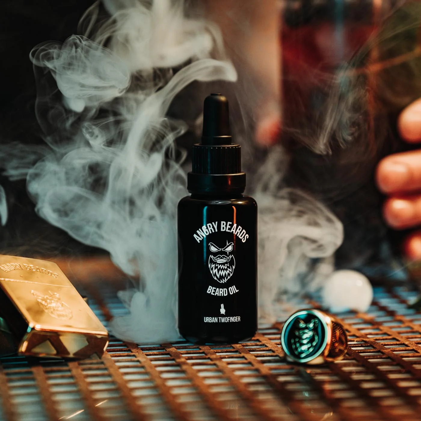 Angry Beards Skjeggolje Urban Twofinger 30 ml - Image 5