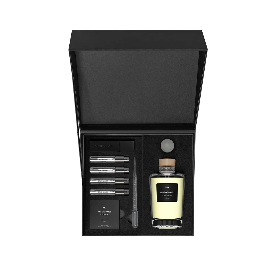 J’adoube Limited Edition Crystal Decanter Set 225ml - Image 3