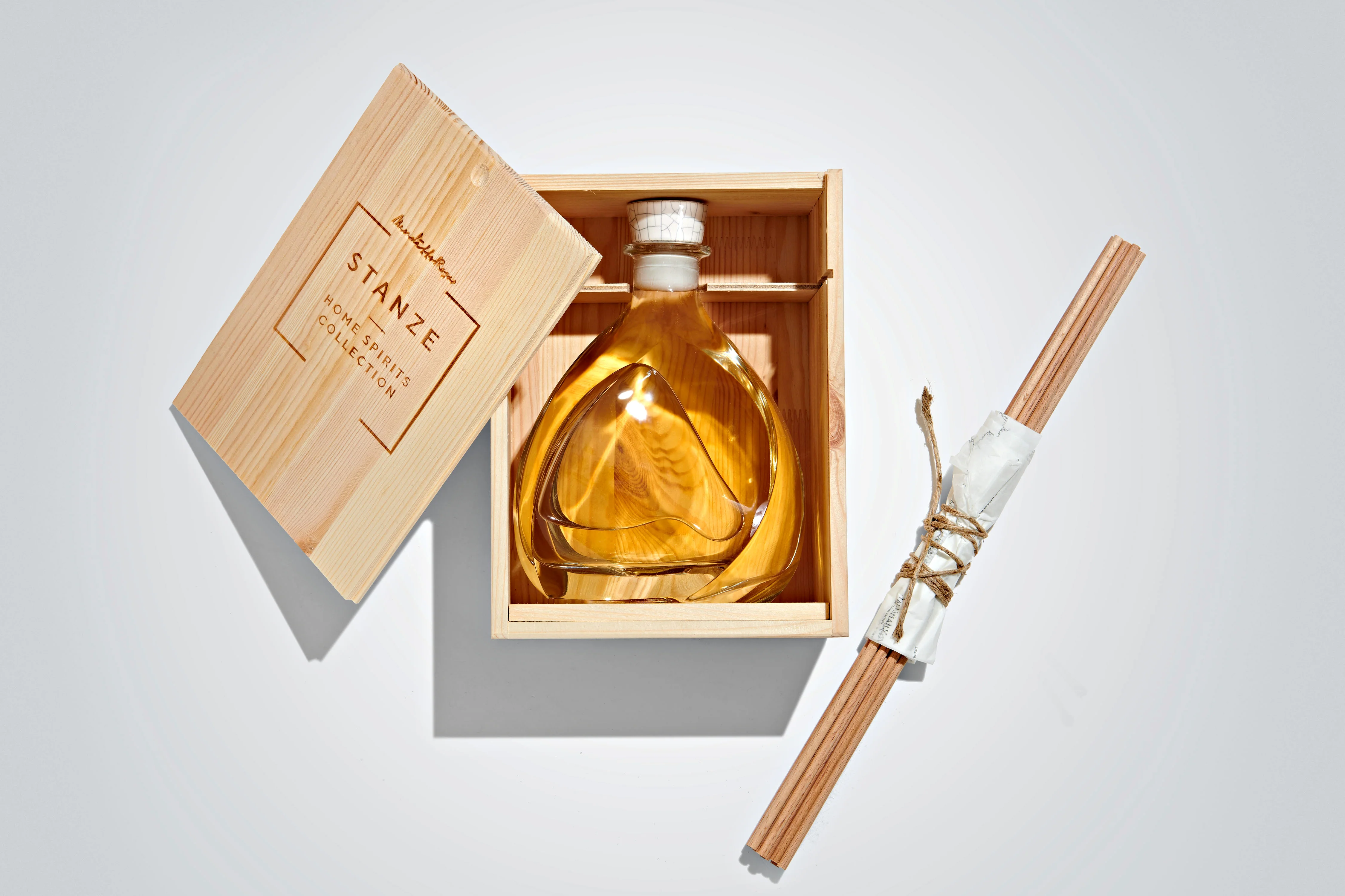 Stanza Oro Eau de Maison Mendittorosa Diffuser 700ml - Image 3