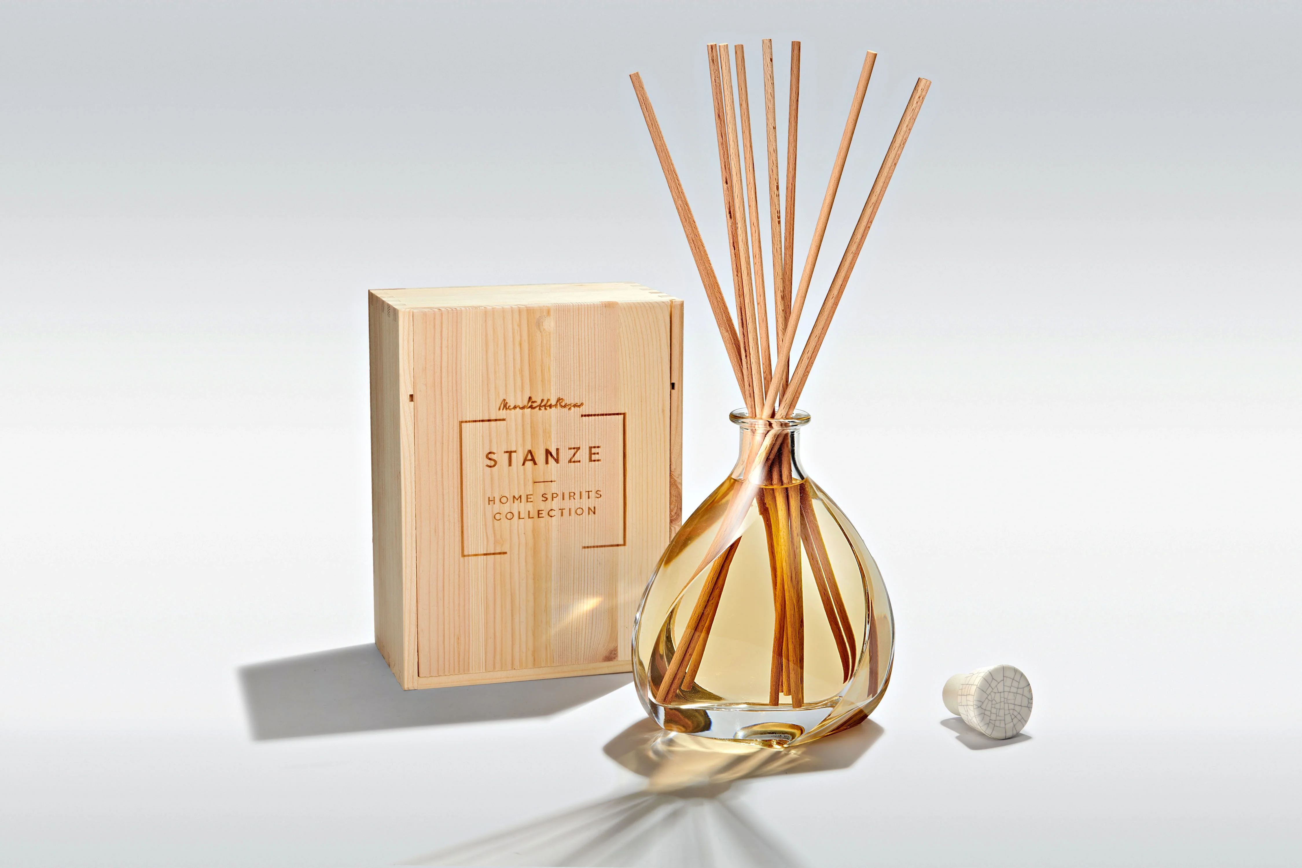 Stanza Oro Eau de Maison Mendittorosa Diffuser 700ml - Image 4